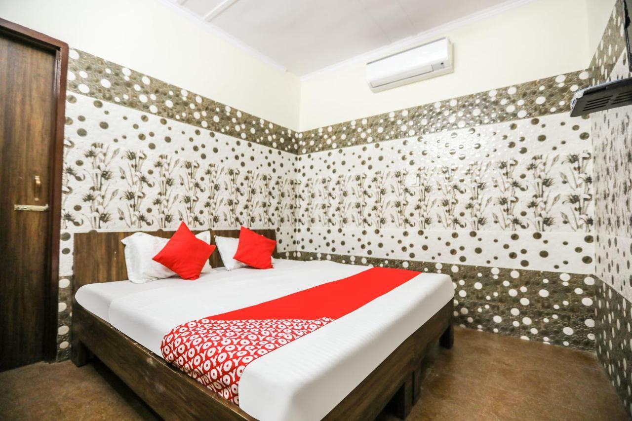 Oyo 71693 Starlight Hotel Gangānagar Екстериор снимка